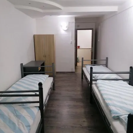 Munkasszallo Budapest